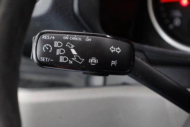 Volkswagen CRAFTER 35 2.0 TDI Bakwagen met achterdeuren en zijdeur 08-2020