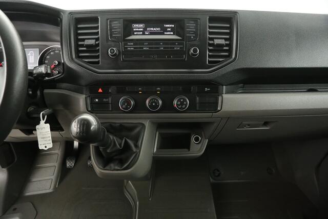 Volkswagen CRAFTER 35 2.0 TDI L3H3 177PK 3500KG Trekgew. Airco Cruise 3 Persoons Elektrpakket Trekhaak