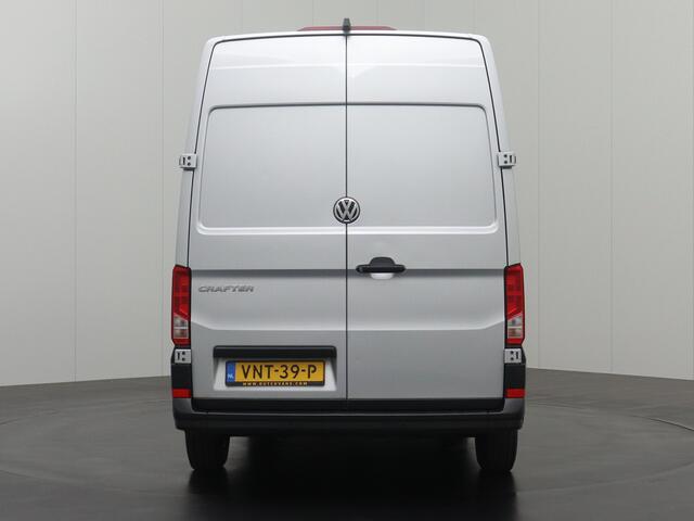 Volkswagen CRAFTER 2.0TDI L3H3 Highline | NAvigatie | Camera | Airco | Cruise | 3-Persoons