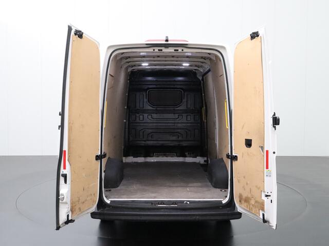 Volkswagen CRAFTER 2.0TDI 140PK DSG Automaat L3H3 | Camera | Multimedia | Airco | Cruise | Betimmering
