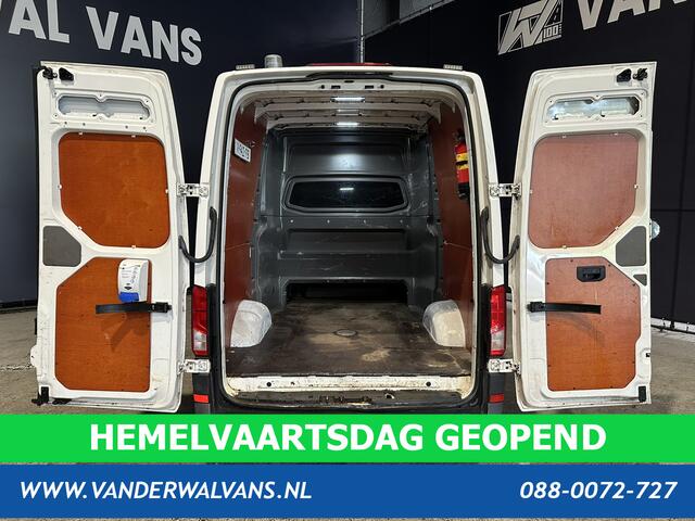 Volkswagen CRAFTER 2.0 TDI 177pk L3H3 L2H2 Dubbele Cabine 3500kg Trekhaak Euro6 Airco | 5-Zits | Navigatie Cruisecontrol, Chauffeursstoel, Parkeersensoren