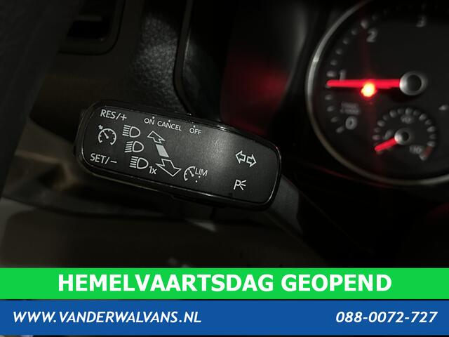 Volkswagen CRAFTER 2.0 TDI 177pk L3H3 L2H2 Dubbele Cabine 3500kg Trekhaak Euro6 Airco | 5-Zits | Navigatie Cruisecontrol, Chauffeursstoel, Parkeersensoren