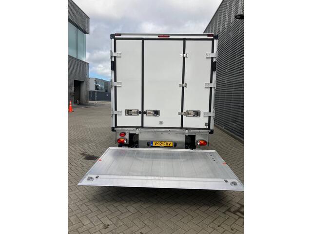 Volkswagen CRAFTER 35 2.0 TDI L2 TDI 140 PK 6-hand RWD Koelbakwagen