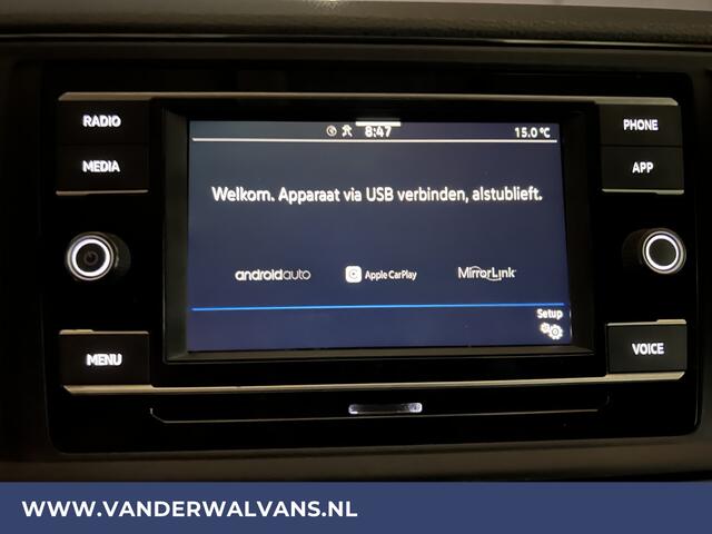 Volkswagen CRAFTER 2.0 TDI 141pk L3H2 L2H1 Euro6 Airco | Camera | Apple Carplay | Android Auto Bijrijdersbank