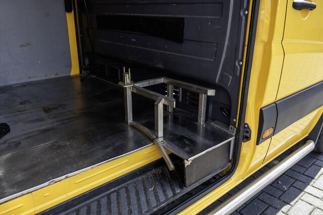 Volkswagen CRAFTER 2.0 TDI L2H1 | 141 PK | Cruise | Airco | PDC | Euro 6