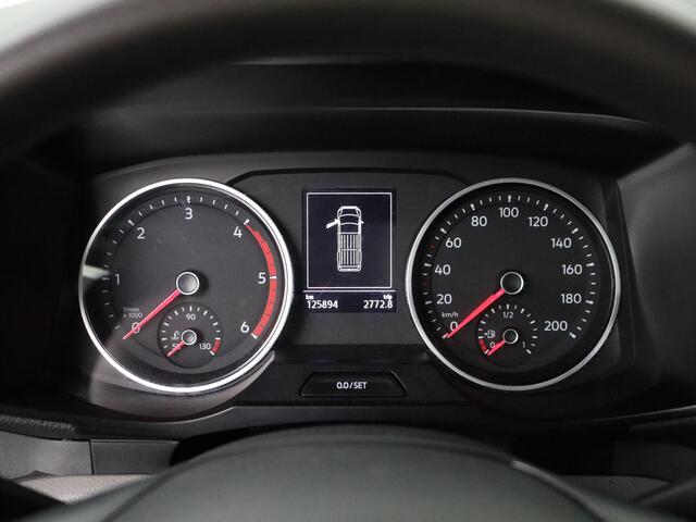 Volkswagen CRAFTER 2.0TDI 177PK DSG Automaat L3H3 | Imperiaal | Trekhaak | Navigatie | Camera | Betimmering | Airco | Cruise