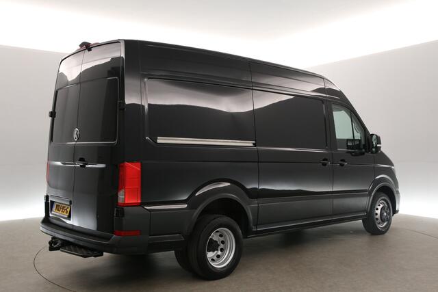 Volkswagen CRAFTER 50 2.0 TDI L3H3 | 177PK | Dubbellucht | 3500KG Trekgew. DSG Automaat Airco Camera Carplay Cruise Trekhaak 3 Persoons Navi PDC