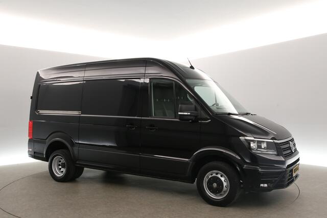 Volkswagen CRAFTER 50 2.0 TDI L3H3 | 177PK | Dubbellucht | 3500KG Trekgew. DSG Automaat Airco Camera Carplay Cruise Trekhaak 3 Persoons Navi PDC
