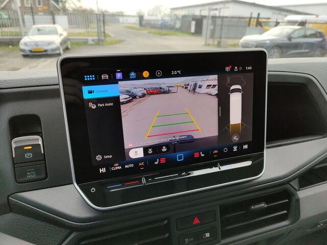 Volkswagen CRAFTER 35 2.0 TDI 177pk Automaat L3H3 Exclusive | BPM-vrij | Geveerde stoel | Climatronic | Navigatie | 2x Schuifdeur | Trekhaak | Netto Deal excl. kosten rijklaarmaken