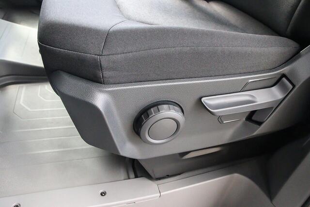 Volkswagen CRAFTER 35 2.0 TDI 140pk L3H3 > NETTO BPM-vrije DEAL excl. kosten rijklaar < | Trekhaak | Cruise | Parkeersensoren | 3500kg GVW |