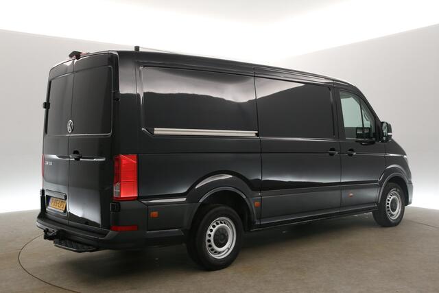 Volkswagen CRAFTER 2.0 TDI L3H2 140PK 3000KG Trekgew. Trekhaak Airco Camera Cruise Carplay 3 Persoons Elektrpakket