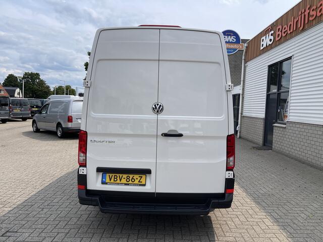 Volkswagen CRAFTER 35 2.0 TDI 140pk L3H3 ( voorheen L2H2 ) Comfortline / vaste prijs rijklaar ¤ 20.950 ex btw / bpm vrij / euro 6 diesel / airco / cruise / geveerde chauffeurs stoel / nette bus !
