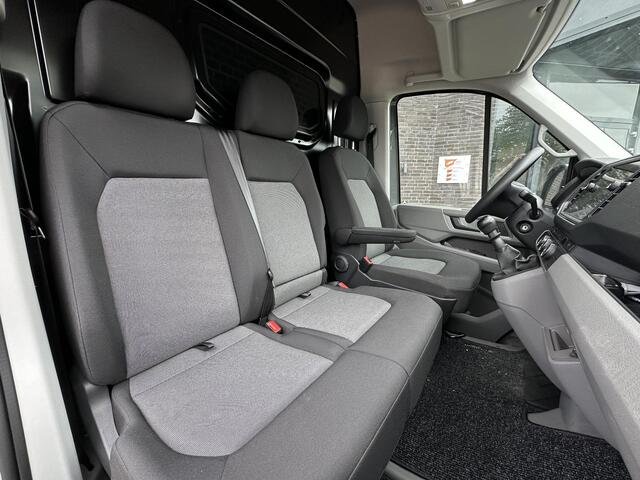 Volkswagen CRAFTER 35 2.0 TDI L3H3 Highline Trekhaak|Cruise|Camera|NAVI|AppleCarplay