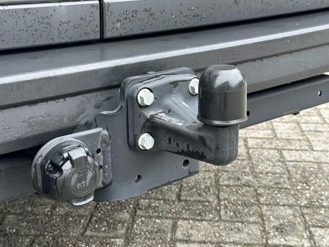 Volkswagen CRAFTER 35 2.0 TDI L3H3 Highline Trekhaak|Cruise|Camera|NAVI|AppleCarplay