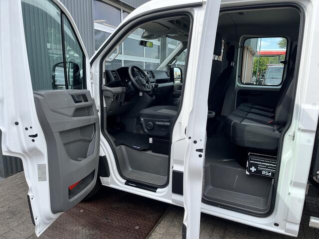 Volkswagen CRAFTER 35 2.0 TDI DC Openlaadbak Haib laadkraan Airco Cruise controle 6-Persoons Pick-up Euro 6 Ex gemeente Bpm vrij Werkverlichting Kraan Autolaadkraan Open laadbak Ex gemeinde