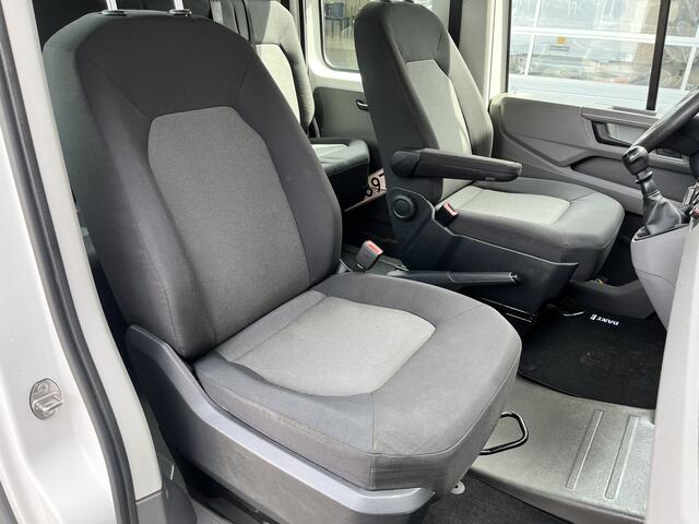 Volkswagen CRAFTER 35 2.0 TDI DC Openlaadbak Haib laadkraan Airco Cruise controle 6-Persoons Pick-up Euro 6 Ex gemeente Bpm vrij Werkverlichting Kraan Autolaadkraan Open laadbak Ex gemeinde