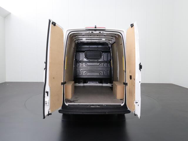 Volkswagen CRAFTER 2.0TDi 140PK DSG Automaat L3H3 | Airco | Cruise | Betimmering | 3-Persoons