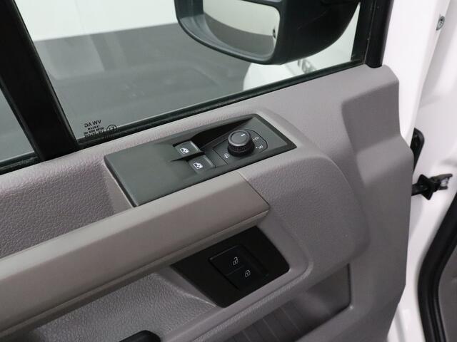 Volkswagen CRAFTER 2.0TDi 140PK DSG Automaat L3H3 | Airco | Cruise | Betimmering | 3-Persoons