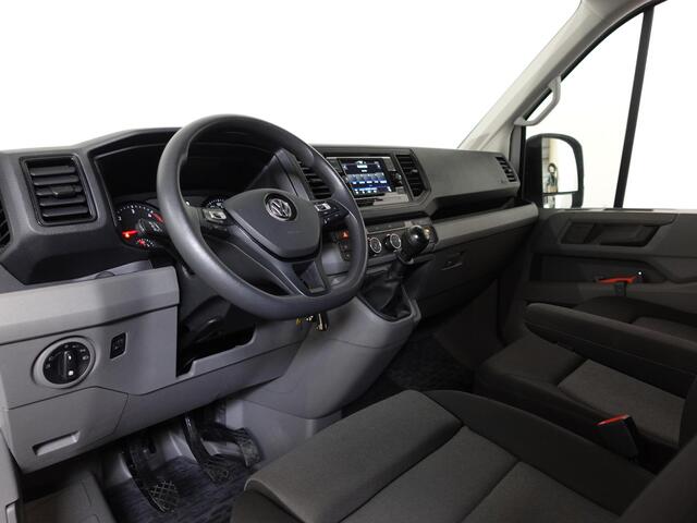 Volkswagen CRAFTER 102pk L3H3/ L2H2 Highline Volkswagen Crafter 102pk L3H3 Highline Airco Navi Cruise Camera Trekhaak