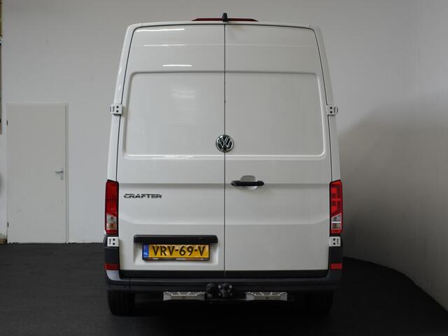 Volkswagen CRAFTER 102pk L3H3/ L2H2 Highline Volkswagen Crafter 102pk L3H3 Highline Airco Navi Cruise Camera Trekhaak