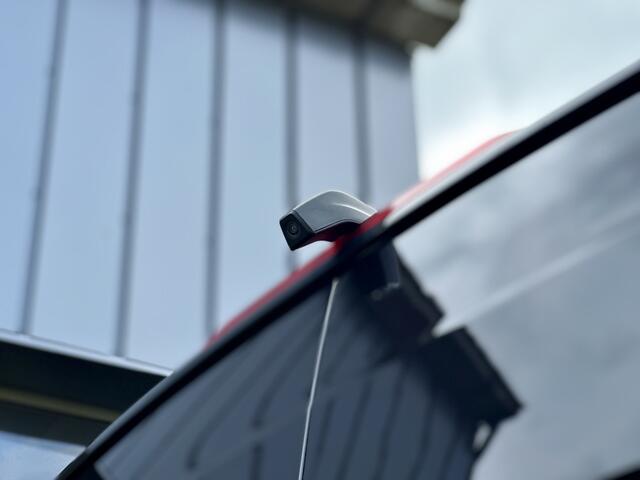 Volkswagen CRAFTER 35 2.0 TDI | 177pk | DSG L3H3 | Black Line | Adaptive Cruise | Camera | Navigatie LED | Trekhaak