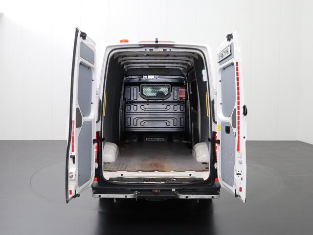 Volkswagen CRAFTER 2.0TDI 140PK L3H3 Highline | Camera | Airco | Cruise