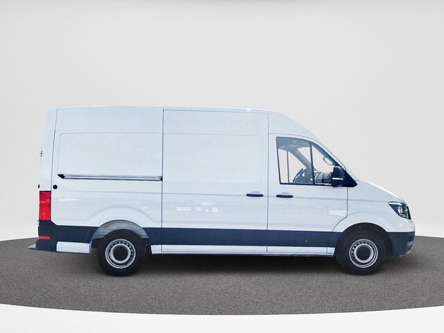 Volkswagen CRAFTER 35 2.0 TDI L3H3 Trendline | 140Pk | Trekhaak | A-Camera | Betimmering | Navi | Cruise |