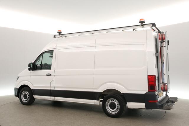Volkswagen CRAFTER 35 2.0 TDI L3H3 177PK 3500KG Trekgew. Werkbus Airco Camera Carplay Cruise 3 Persoons Imperiaal Trekhaak
