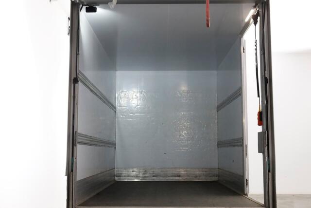 Volkswagen CRAFTER 35 2.0 TDI Bakwagen met laadklep en zijdeur 1.117kg laadvermogen 03-2021