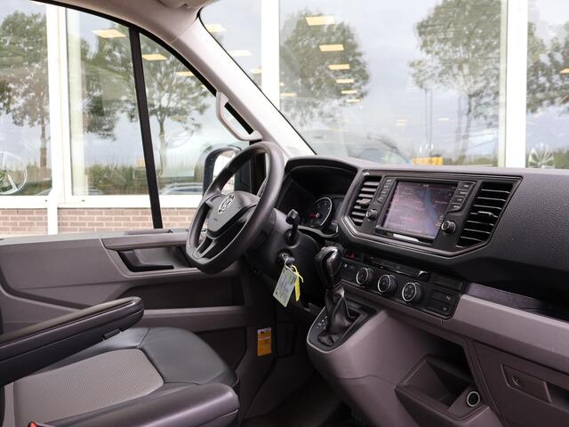 Volkswagen CRAFTER 35 2.0 TDI 140 PK DSG L3H3 + 3000 KG TREKHAAK | CAMERA | APPLE CARPLAY | NAVIGATIE