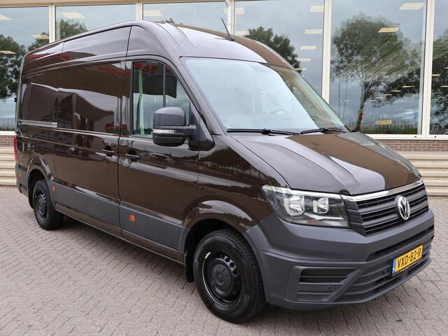 Volkswagen CRAFTER 35 2.0 TDI 140 PK DSG L3H3 + 3000 KG TREKHAAK | CAMERA | APPLE CARPLAY | NAVIGATIE