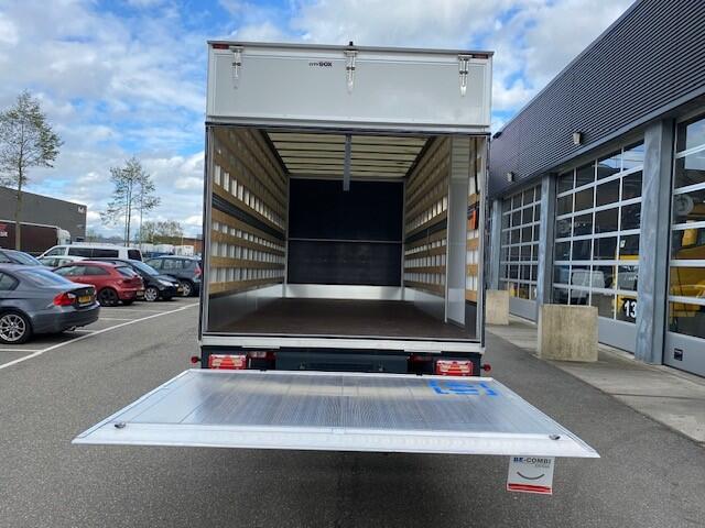 Volkswagen CRAFTER 50 2.0 TDI 164 PK BE COMBI, LAADVERMOGEN +/- 2.400 KG.