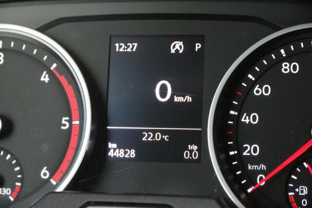 Volkswagen CRAFTER 2.0 TDI 177 | Aut. | DC | 3t trekgewicht | 7 Zitter | Camera | Airco..
