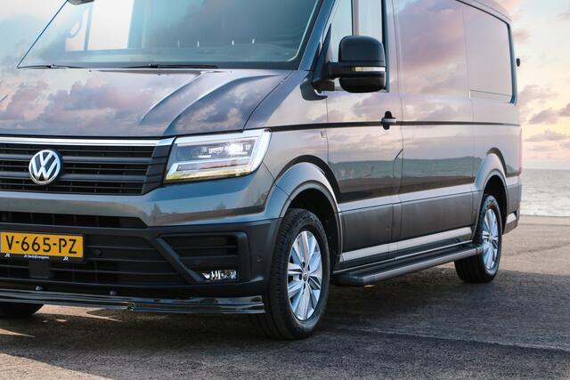 Volkswagen CRAFTER 30 2.0 TDI L3H2 Highline 70 edition automaat, adaptieve cruise, trekhaak