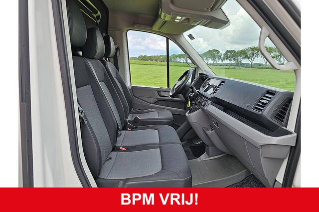 Volkswagen CRAFTER 35 2.0 TDI L2H2 Automaat Navi Airco Trekhaak Apple Carplay PDC Camera Euro6 140 PK!