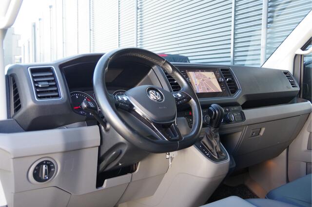 Volkswagen CRAFTER 35 2.0 TDI L3H2 EXCLUSIVE 177PK AUT. LED, LEDER, TREKHAAK, ADAPT. CRUISE, STOELVERWARMING, CAMERA, NAVI, NL AUTO, NAP
