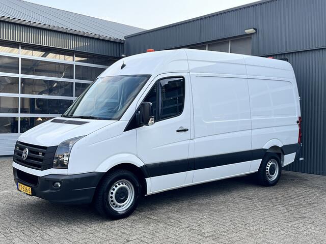 Volkswagen CRAFTER 50 2.0 TDI L2H2 Werkplaats inrichting Kast Inrichting Servicewagen Trekhaak 3500kg Omvormer Airco Cruise controle 1e eigenaar Dealer onderhouden Euro 6 Bpm vrij