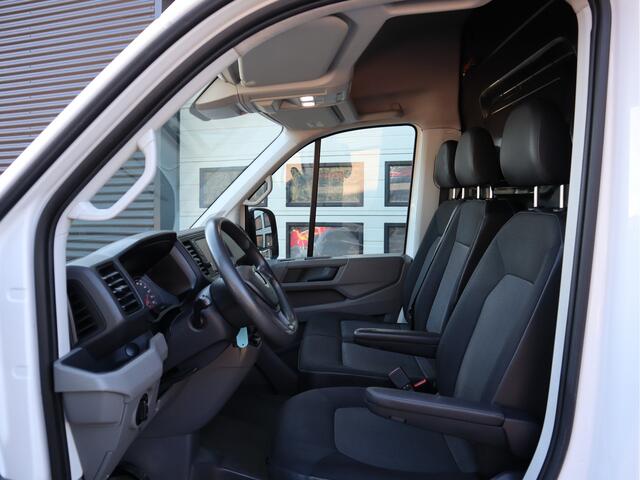 Volkswagen CRAFTER 2.0 TDI 141pk Euro 6 L3H3 L2H2 - Trekhaak 3t KG - Cruise