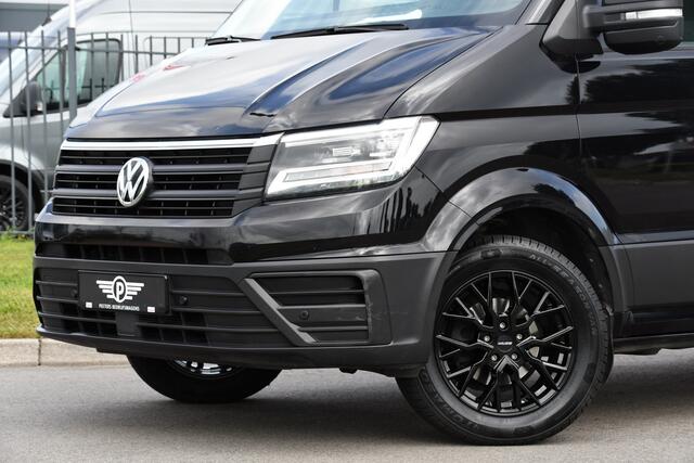 Volkswagen CRAFTER 35 2.0 TDI L3H3 Highline Black Edition Camera, Cruise, Carplay, Sensoren, Automaat, 140pk, Multimedia, LED, Uniek!