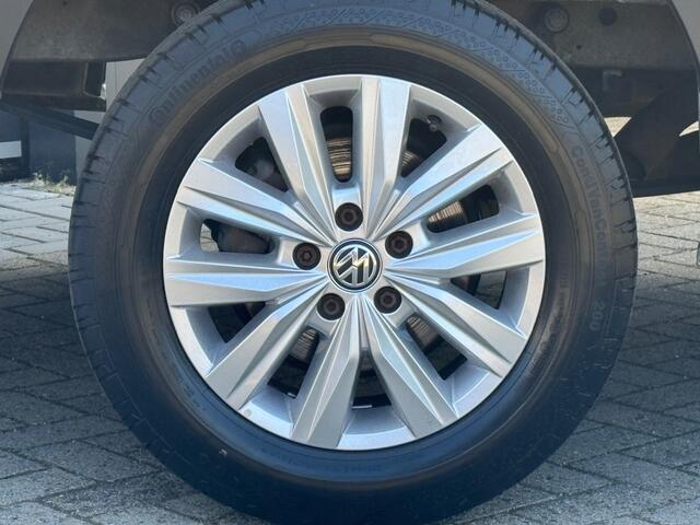 Volkswagen CRAFTER 2.0 TDI 177 PK Automaat 4-MOTION 4x4 / BOMVOL / Led / Navi / Tre