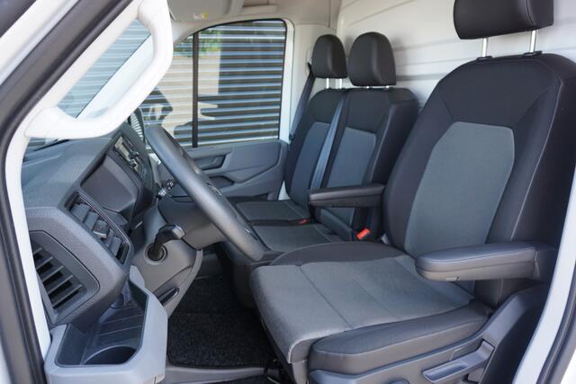 Volkswagen CRAFTER 35 L4 177PK | Bakwagen EL | Laadklep 750 KG | App-Connect | Ergo Comfortstoel | Voorruitverwarming