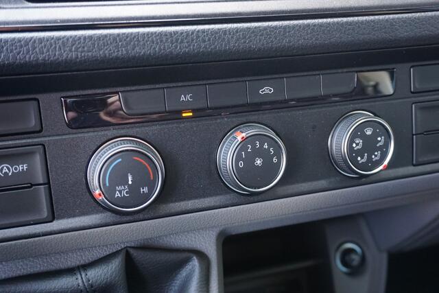 Volkswagen CRAFTER 30 2.0 TDI L3H3 | 140PK | LED | PDC | App-Connect | Mutifunctioneel stuur | Rij-assist pakket
