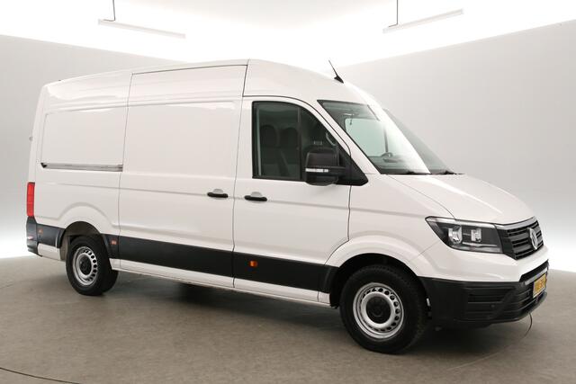 Volkswagen CRAFTER 35 2.0 TDI L3H3 177PK 3500kg Trekgew. Trekhaak Airco Cruise PDC 3 Persoons