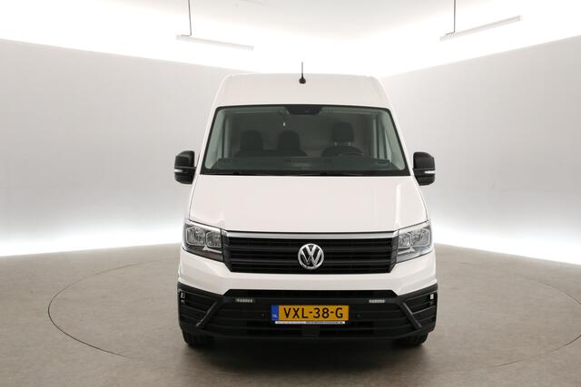 Volkswagen CRAFTER 35 2.0 TDI L3H3 177PK 3500kg Trekgew. Trekhaak Airco Cruise PDC 3 Persoons