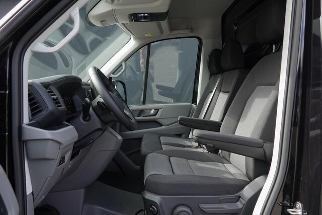 Volkswagen CRAFTER L3H2 2.0Tdi 177Pk Aut. | 35 | 3.500Kg Trekgewicht | 2xSchuifdeur | Nieuw Model | 10,4'' Display | 19'' | Deep Black