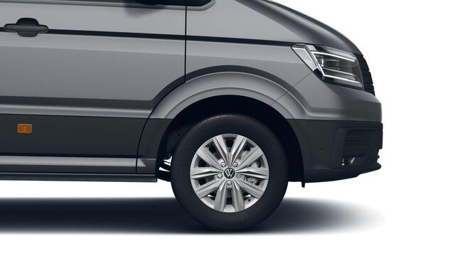 Volkswagen CRAFTER Bedrijfswagens Exclusive L3H3 2.0 TDI 130 kW 177 pk 8 versn. Auto | Red Line Pakket | Ergoactive geveerde bestuurdersstoel | Side assist dodehoekdetectie | Schuifdeur links | Stoelverwarming voor bestuurder en bijrijdersstoel |