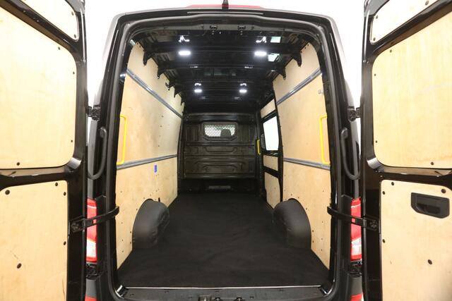 Volkswagen CRAFTER 2.0 TDI L3H3 Airco Camera Carplay 3 Persoons Navi PDC