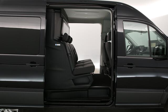 Volkswagen CRAFTER 2.0 TDI DSG HIGHLINE EXCLUSIVE L3H3 | FACELIFT MODEL | BPM VRIJ | DUBBELE CABINE | 5 PERSOONS | NIEUW 3000KG TREKHAAK VIRTUAL ADAPTIVE CRUISE LED 140PK CARPLAY 17"LMV