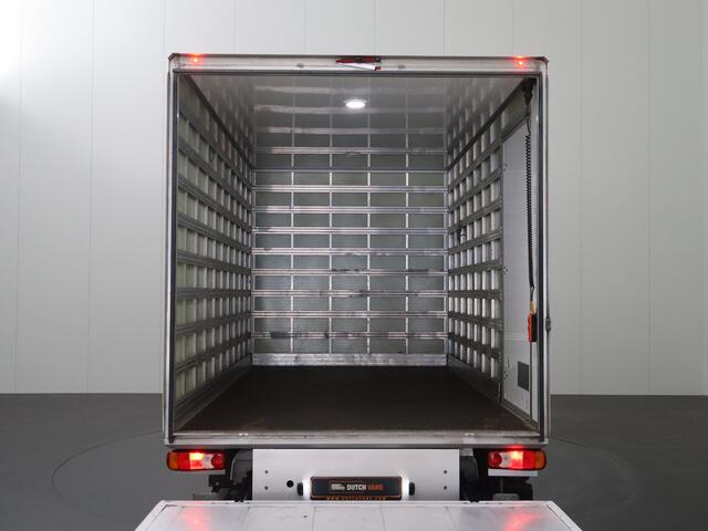 Volkswagen CRAFTER 2.0TDI 177PK DSG Automaat Bakwagen+Laadklep | Navigatie | Airco | Cruise | 3-Persoons