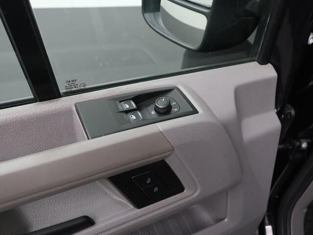 Volkswagen CRAFTER 2.0TDI 177PK DSG Automaat L3H3 | Navigatie | Camera | Airco | Cruise | Betimmering | 3-Persoons